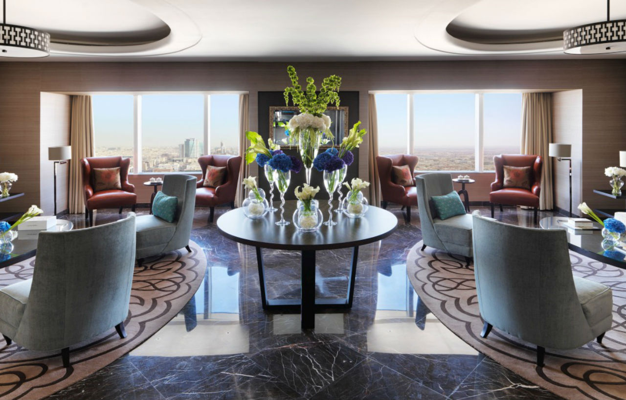 Four Seasons Hotel Riad Exterior foto The Club Lounge at the Jumeirah Emirates Towers Hotel